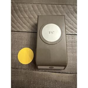 Stampin’ Up 1 1/2 inch circle shape punch